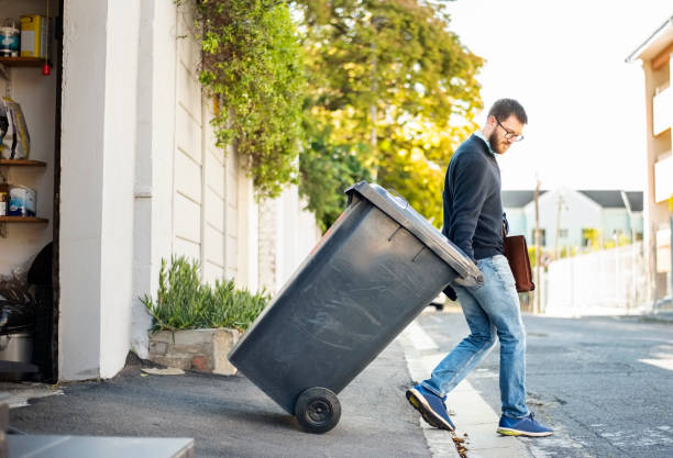 Best Estate Cleanout Services  in Claremont, CA